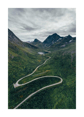 Long winding road 50x70 cm